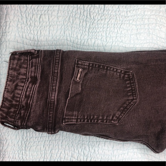 Zara - Black distressed skinny jeans - size 02 - Picture 4 of 6